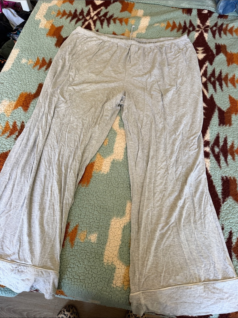 aerie Light Gray Wide-Leg Lounge Pants